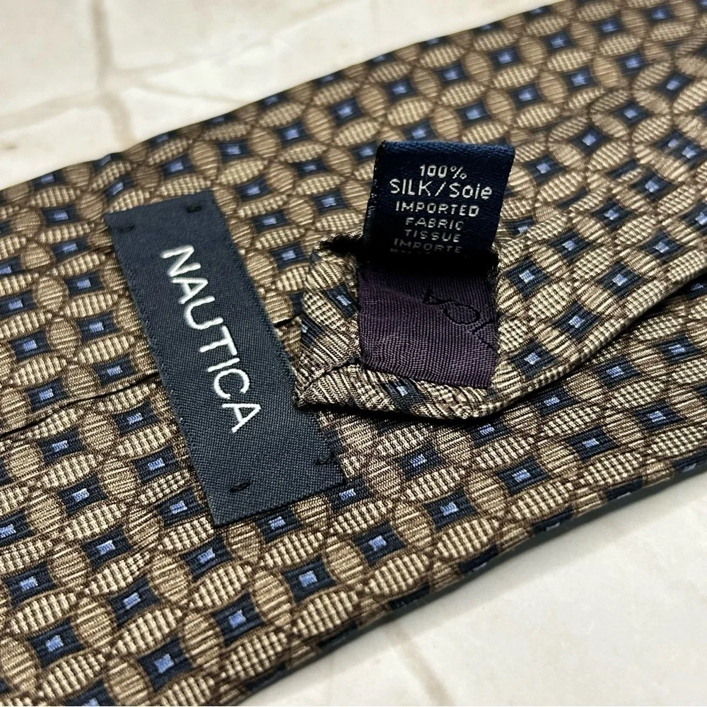 Nautica 57.5” Silk Tan and Blue Geometric Tie